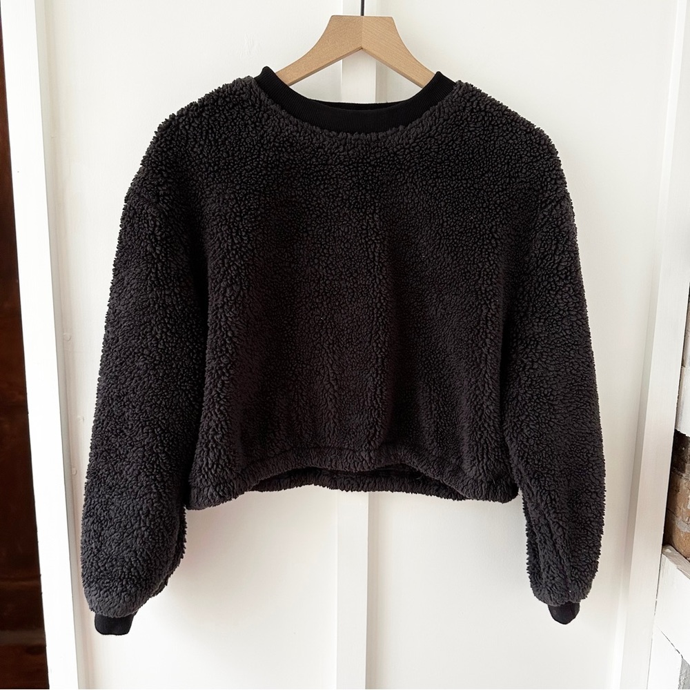 APPARIS black Sherpa sweat set